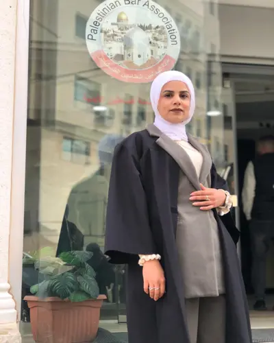 Niveen Hmidat