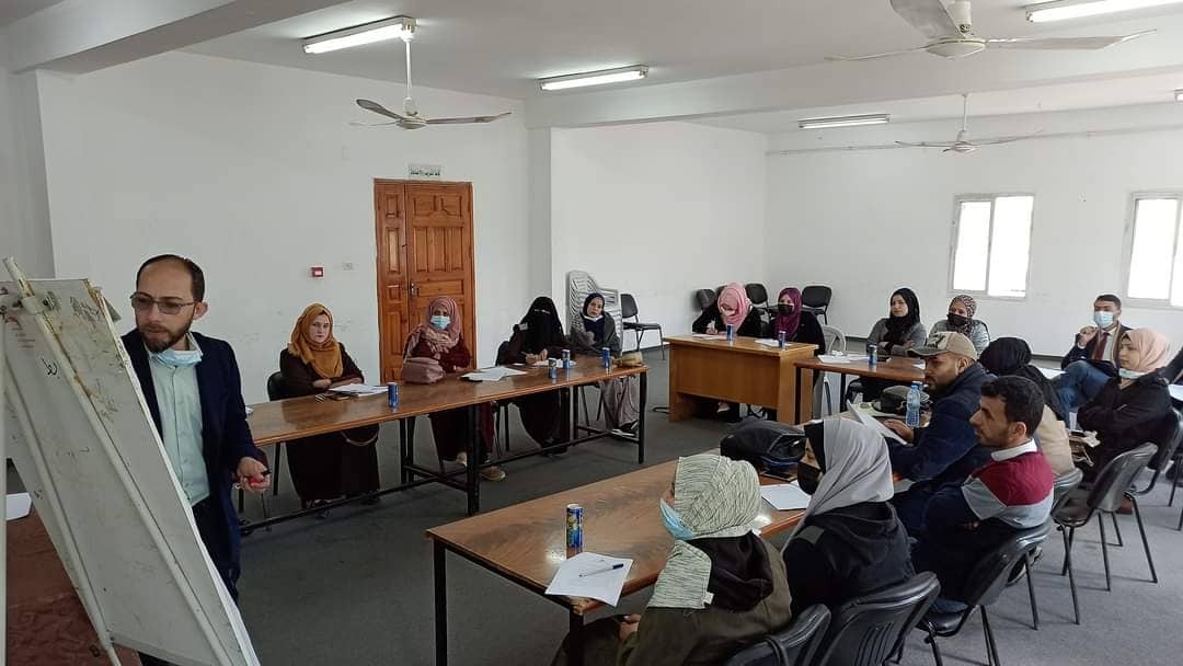 جمعية المرأة العاملة الفلسطينية للتنمية تشرع بتدريب طواقمها على الرقابة على العملية الانتخابية