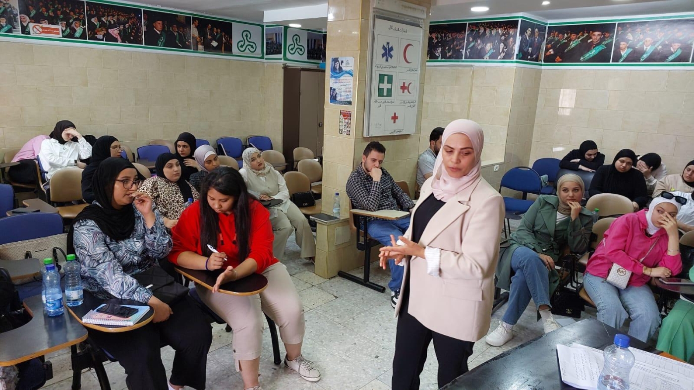 جمعية المرأة العاملة الفلسطينية للتنمية تختتم سلسلة من اللقاءات التوعوية والاجتماعات الفردية حول أجندة المرأة والأمن والسلام ومهارات التفاوض وحل النزاعات