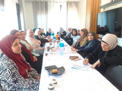 جمعية المرأة العاملة الفلسطينية للتنمية تنظم لقاء تبادل خبرات بين عضوات مجالس الظل