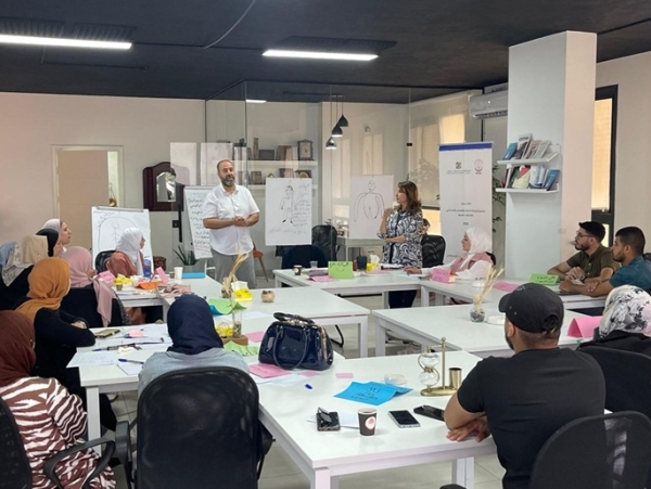 الذكاء الاصطناعي يدخل معترك السياسة: ورشتا تدريب شبابية في رام الله ونابلس على أدوات الحملات الانتخابية الحديثة